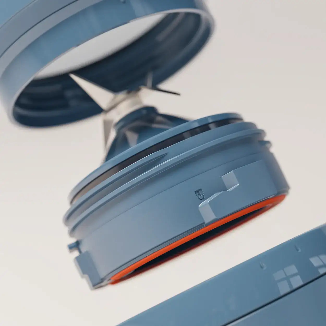 intelligent-cordless-portable-blender-s2 ICB_fullAssembly_midnightBlue_3_2_explodeBladeLock_edit.webp