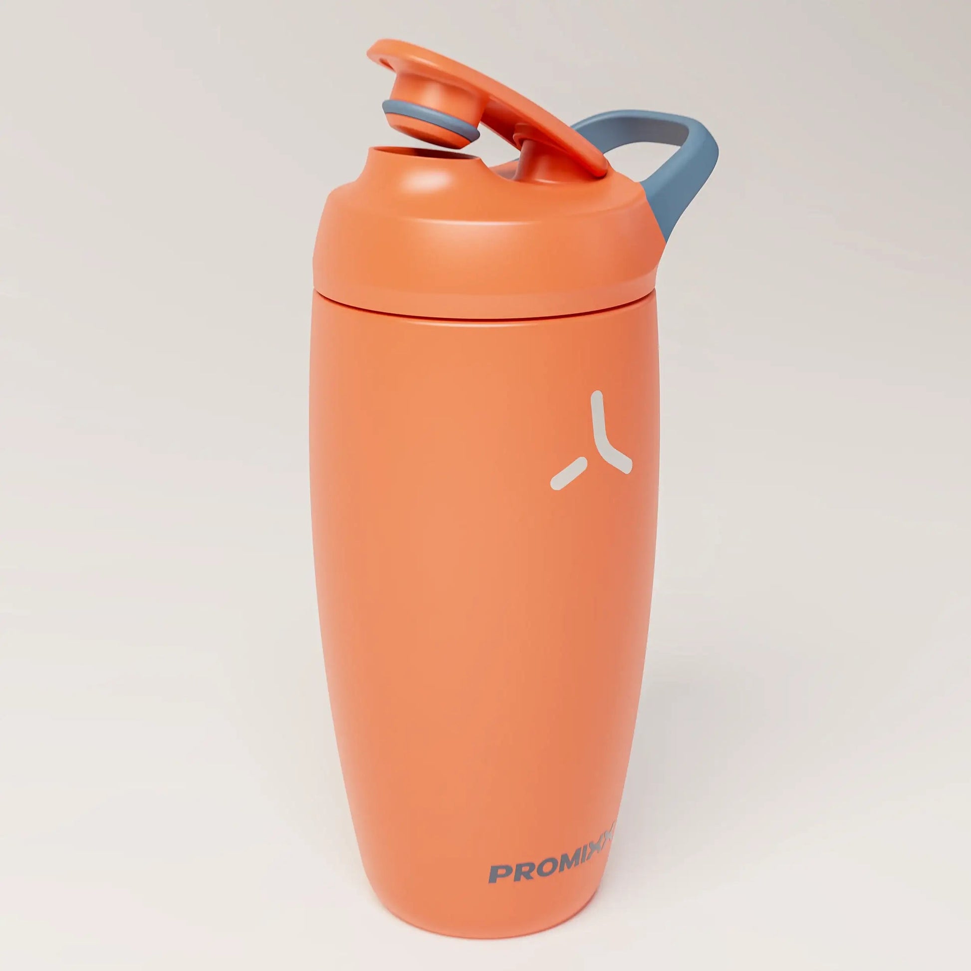 insulated-performance-shaker-bottle-b9 SHKR_18550_dwSS-S1.1_burntOrange_midnightBlue_2_3_highLeft_edit.png