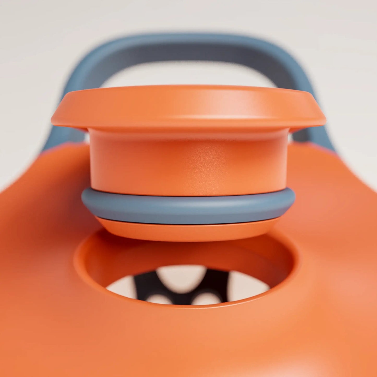 ecozen-performance-shaker-bottle-j8 SHKR_24700_P-S1.1_burntOrange_midnightBlue_2_2_MPCloop_edit.png